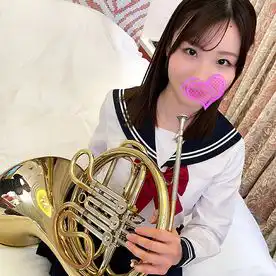 1911907 【個人撮影】現役吹奏楽部18才 おじさんにオナニーさせられ中出し2発の画像