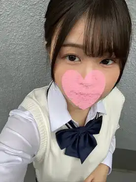 3079537 「本の知識しかなかったけど、オジサン数人に一日中マワされ中出しされて、セックス大好き淫乱マ●コにされました」文学好きマジメちびっ子を中年チ●ポ中出し精子漬け６P【素人乱交サークの画像