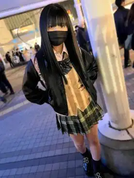 3922938 顔出し【個人撮影】サブカル系オマ◯コちゃんとの割り切り映像_クールそうな表情がエロく歪む姿をお楽しみ下さい。の画像