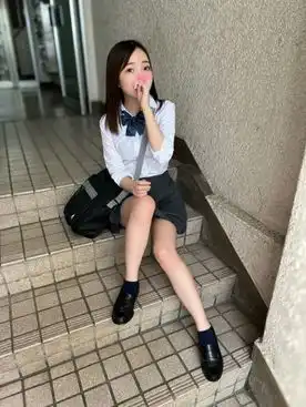 4251317 顔出し【個人撮影】色白スレンダー体型のオマ●コちゃんとの割り切り映像_恥じらいながらイク姿は必見です。の画像