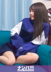 200GANA-2234 百戦錬磨のナンパ師のヤリ部屋で、連れ込みSEX隠し撮り 152 まるで現役女子●生？？学校指定ジャージで遊びにきた見た目も中身もピッチピチの19歳♪発達途中のカラダは敏感で、繰り返される強刺激に腰砕け♪の画像