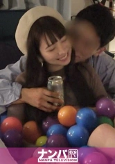 200GANA-2522 百戦錬磨のナンパ師のヤリ部屋で、連れ込みSEX隠し撮り 211 家に連れ込んだ色白スレンダー美女！後ろから抱きしめるとなんとノーブラ！！立ちバックでガン突きされてハメ潮漏らすドスケベ女だった！美乳・美尻・美脚の三拍子揃った極上ボディは必見！の画像
