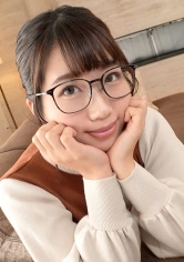 SIRO-4822 【初撮り】【メガネ女子】【濃厚がっつきフェラ】真面目そうに見えてハメ潮を連発する敏感むっつりスケベっ娘を発掘。男根でいっぱい突かれ限界突破した激濡れオマ○コは、愛液を止めどもなく垂れ流していき.. ネットでAV応募→AV体験撮影 1782の画像