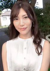 SIRO-5036 【きっと久しぶりであろうチ○ポに大興奮】結婚を控えた165cm長身美女、セックスレスの旦那には見せないであろうダイナミックグラインド騎乗位をカメラの前で披露……！ ネットでAV応募→AV体験撮影 1955の画像