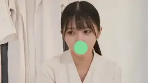 272758699170b822d68 《個人撮影》5年付き合って同棲もしてる彼氏がいる清純派セラピストさんが夢中で腰を動かしてハメ潮まで吹いてしまい「すいません」とタの画像